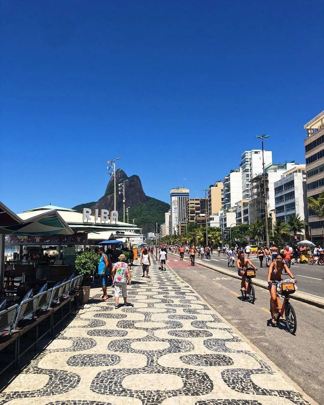 Leblon's waterfront and beach